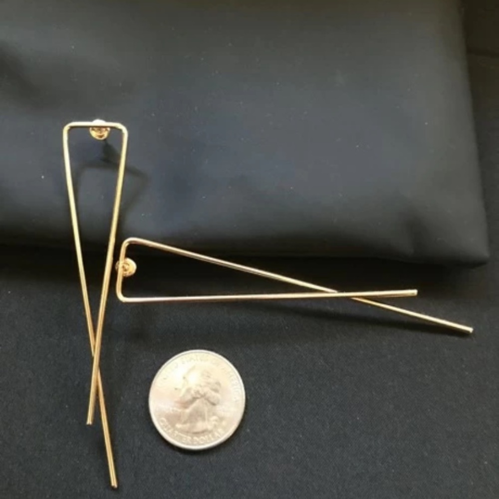 Gold Crisscross Long Bar Earrings - Picture 5 of 7